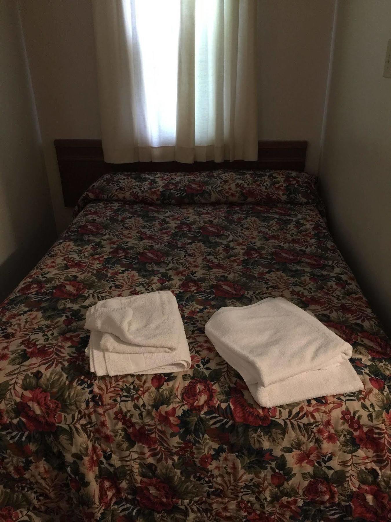 Falls Motel Καταρράκτες του Νιαγάρα Εξωτερικό φωτογραφία